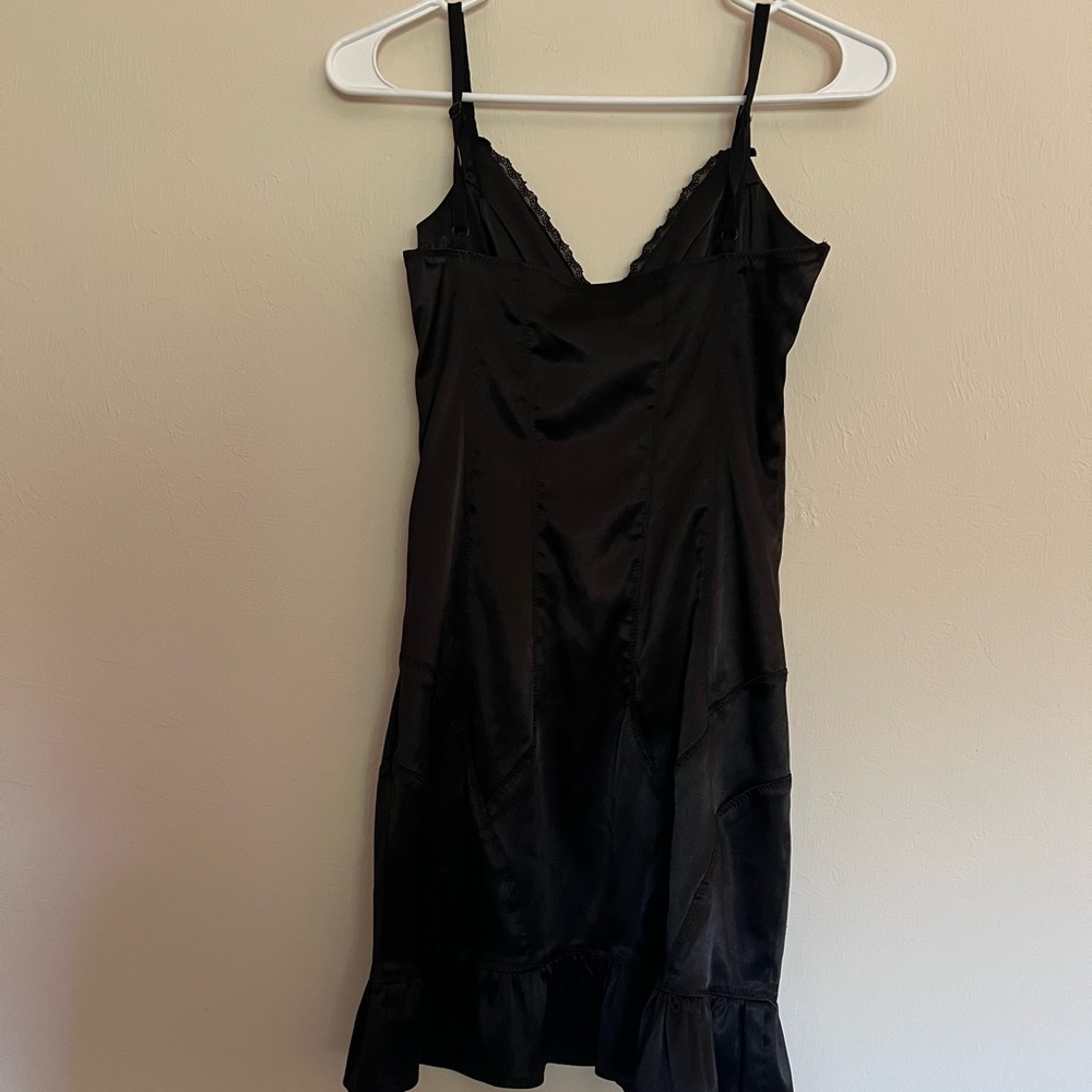 Beautiful silk guess dress size 3